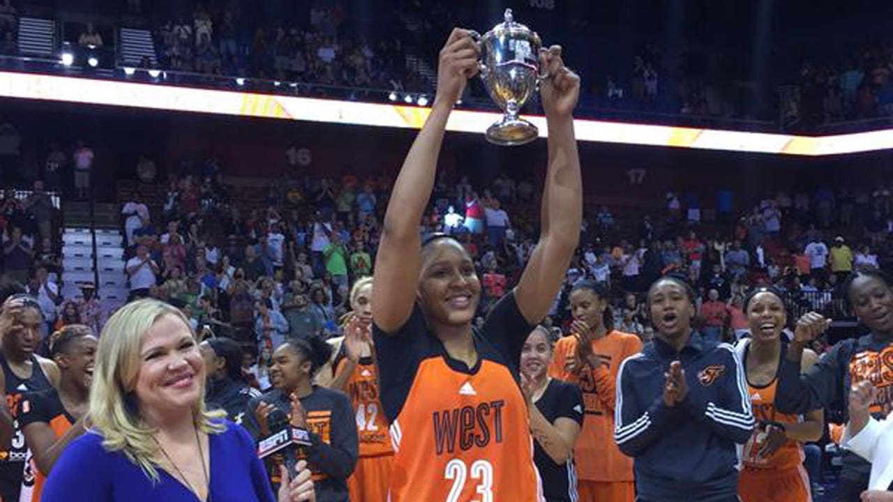 Lynx's Maya Moore scores WNBA All-Star-record 30 points in win for West